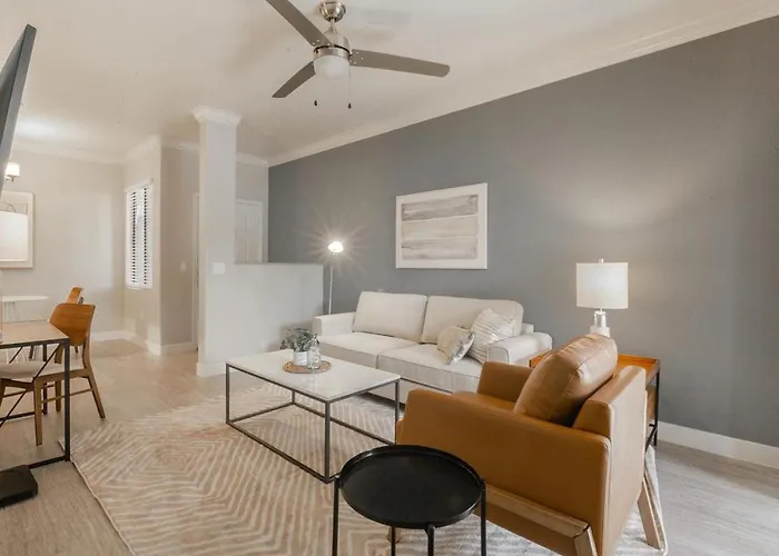 Landing Modern With Amazing Amenities